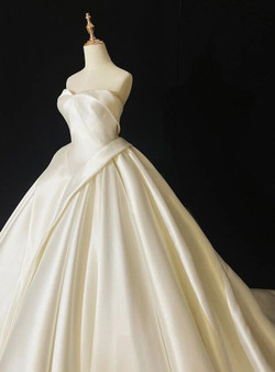 Ivory White Ball Gown Satin Strapless Wedding Dress